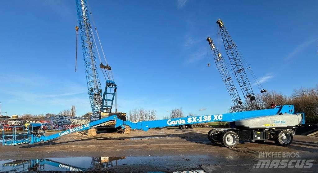 Genie SX 135 XC 견인식 전동이동 리프트