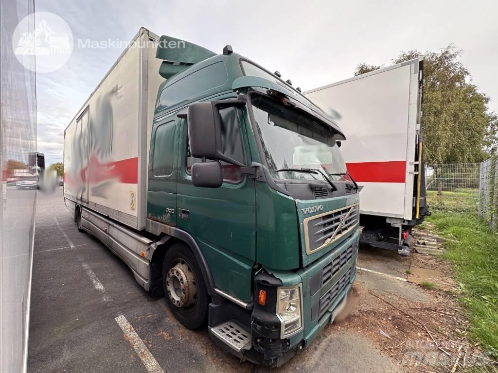 Volvo FM 9 300 탑차 트럭