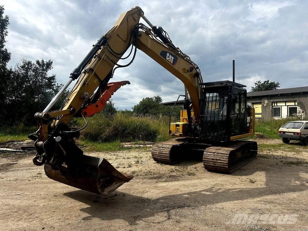 CAT 313FL 대형 굴삭기 29톤 이상