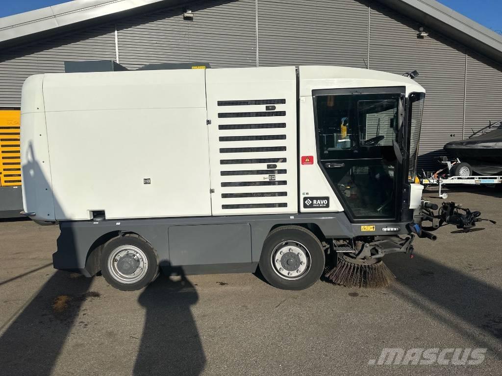 Ravo 540 STH 도로 청소차