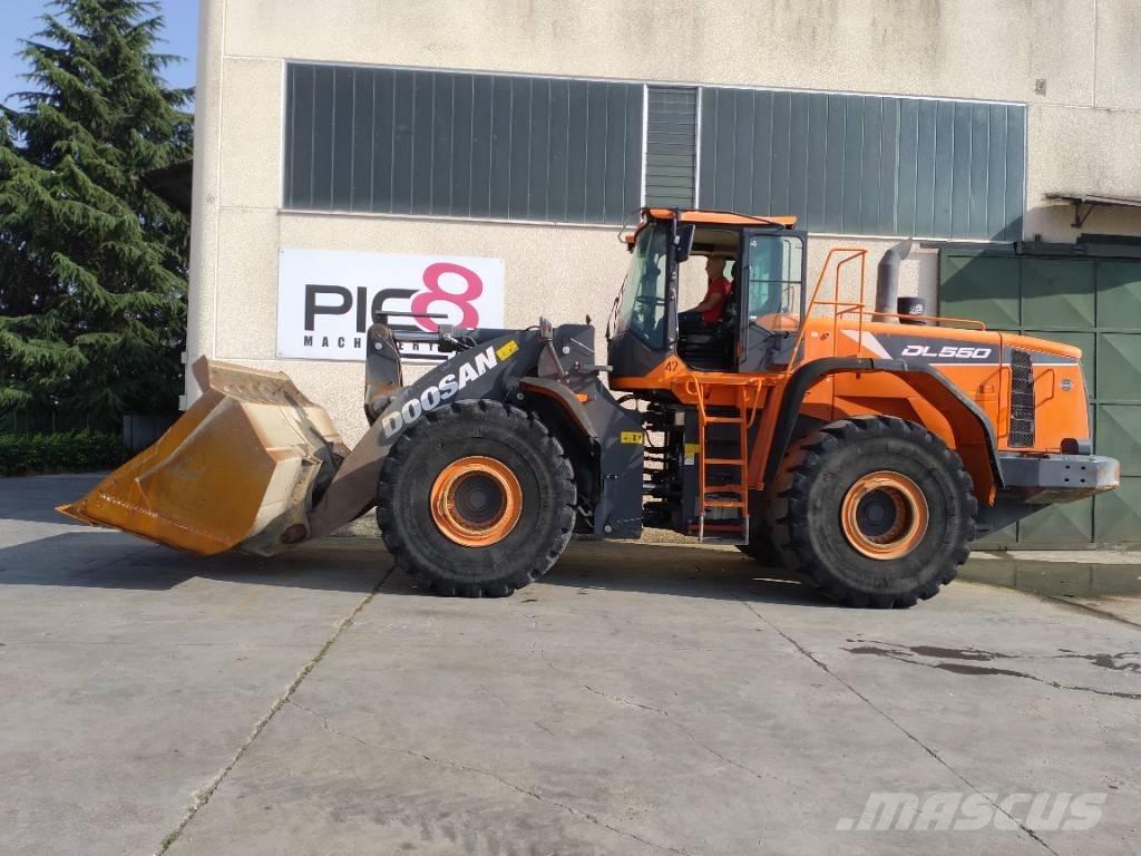 Develon DL 550-5  휠로우더