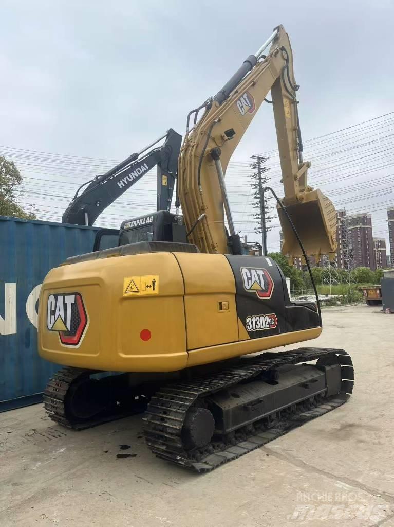 CAT 313 D 대형 굴삭기 29톤 이상