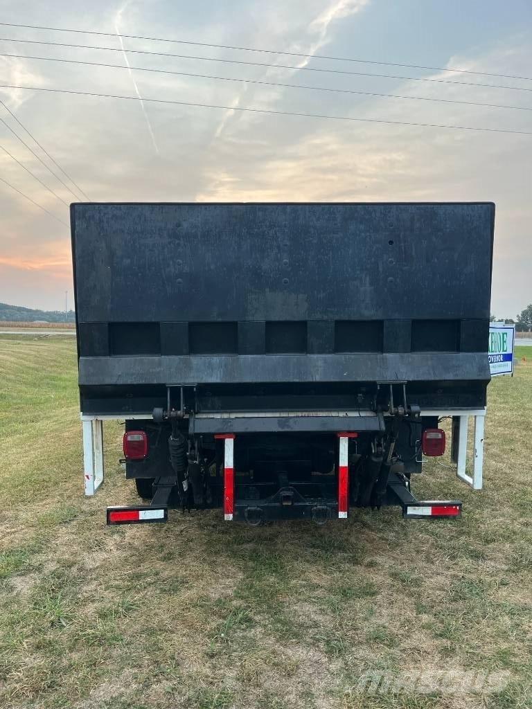 Ford F 550 SD 플랫베드/드롭사이드 트럭