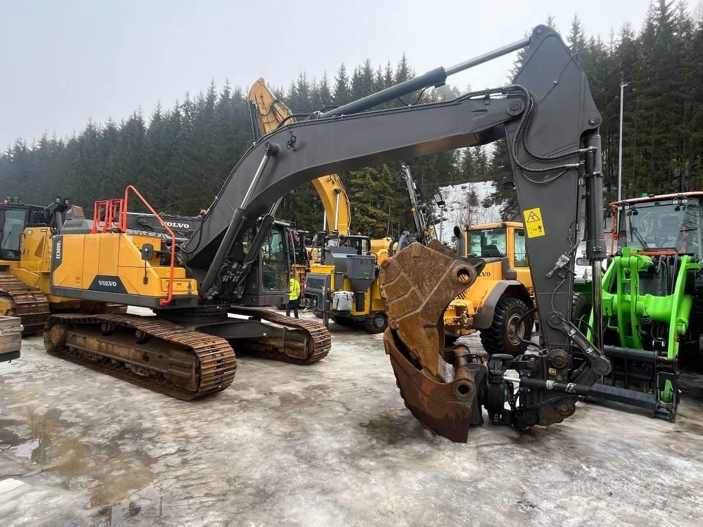 Volvo EC 300 E 대형 굴삭기 29톤 이상