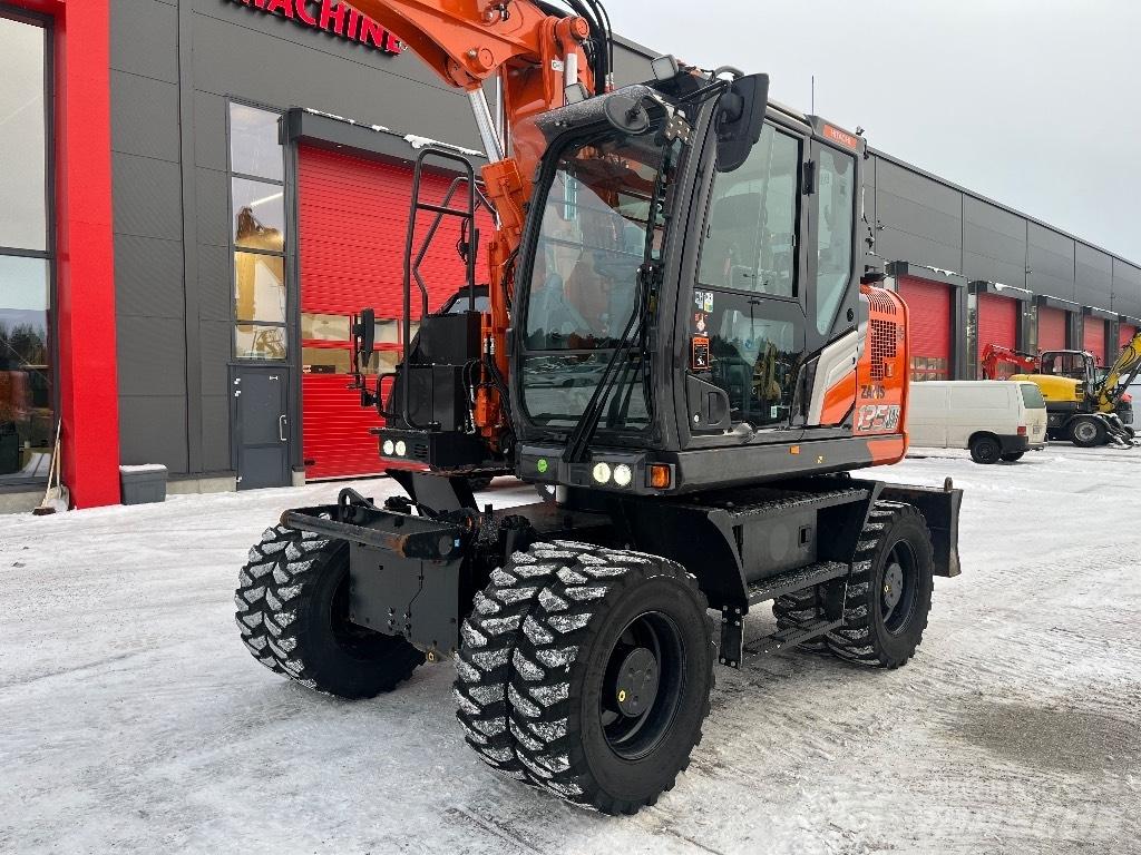 Hitachi ZX 135 W-7  휠 굴삭기