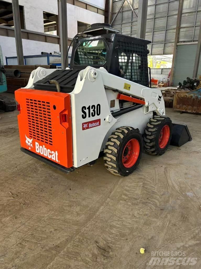 Bobcat S 130  스키드로더