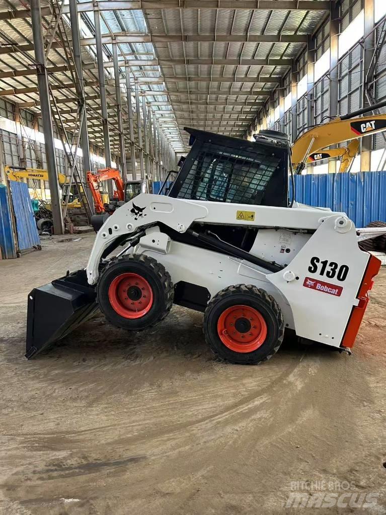 Bobcat S 130  스키드로더