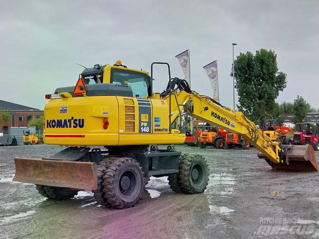 Komatsu PW148-8  휠 굴삭기