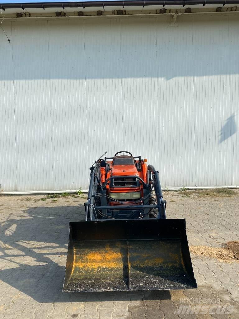 Kubota GT5+tur 소형 트랙터
