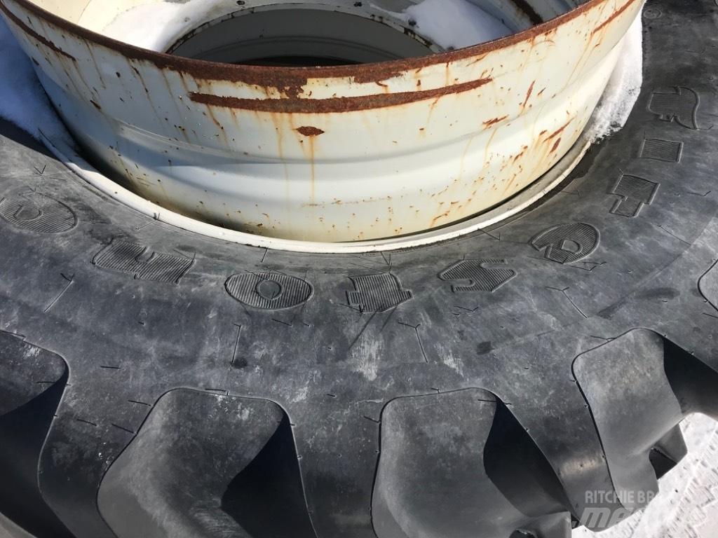 Firestone 620/70R42 타이어, 휠 및 림