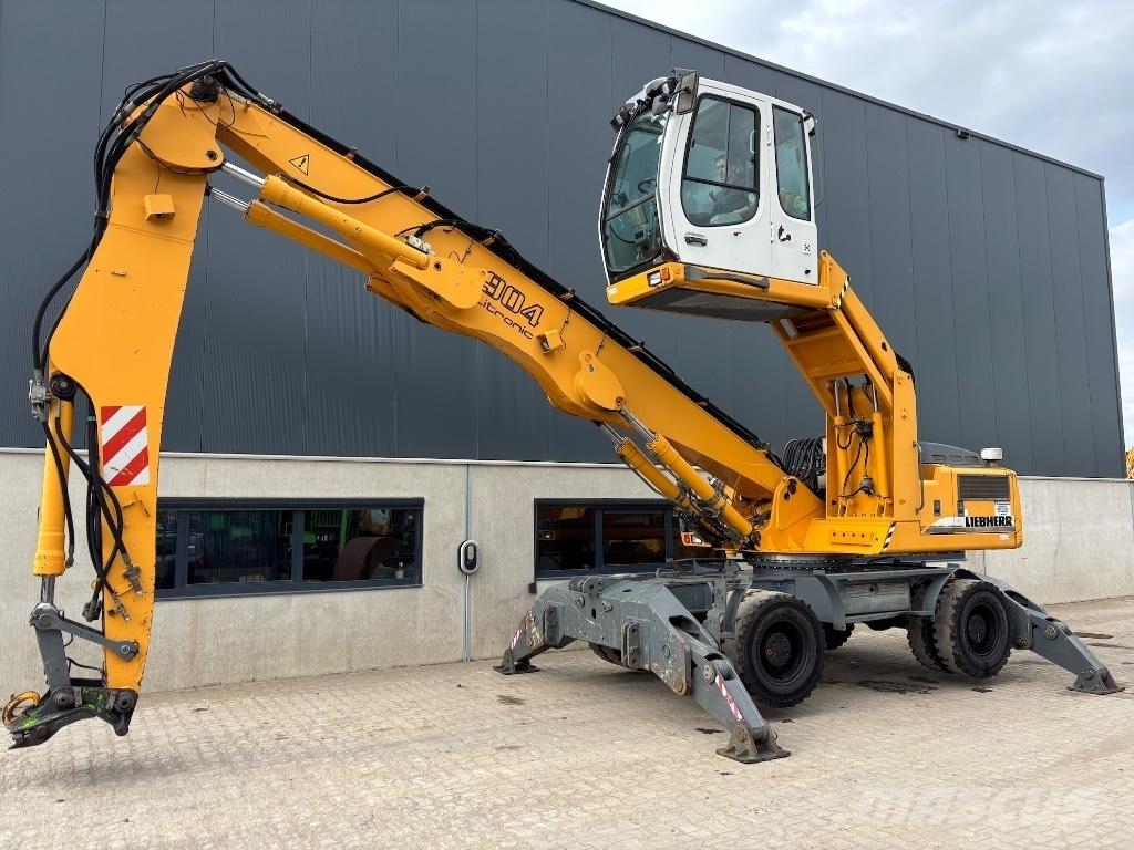 Liebherr A 904 C HD 폐기물/산업 처리기