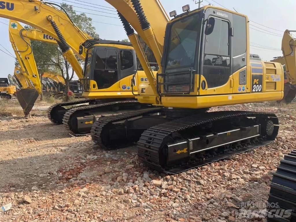 Komatsu PC200 대형 굴삭기 29톤 이상
