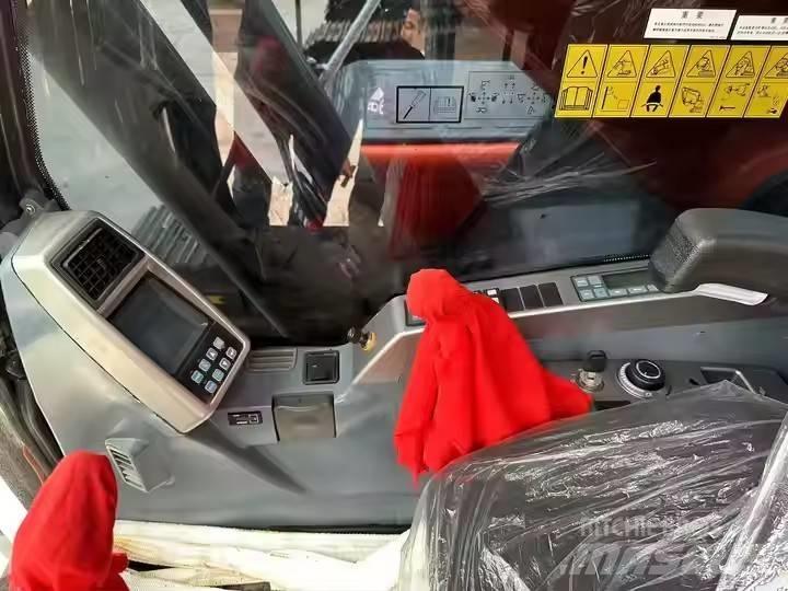 Doosan DX300LC-9C 대형 굴삭기 29톤 이상