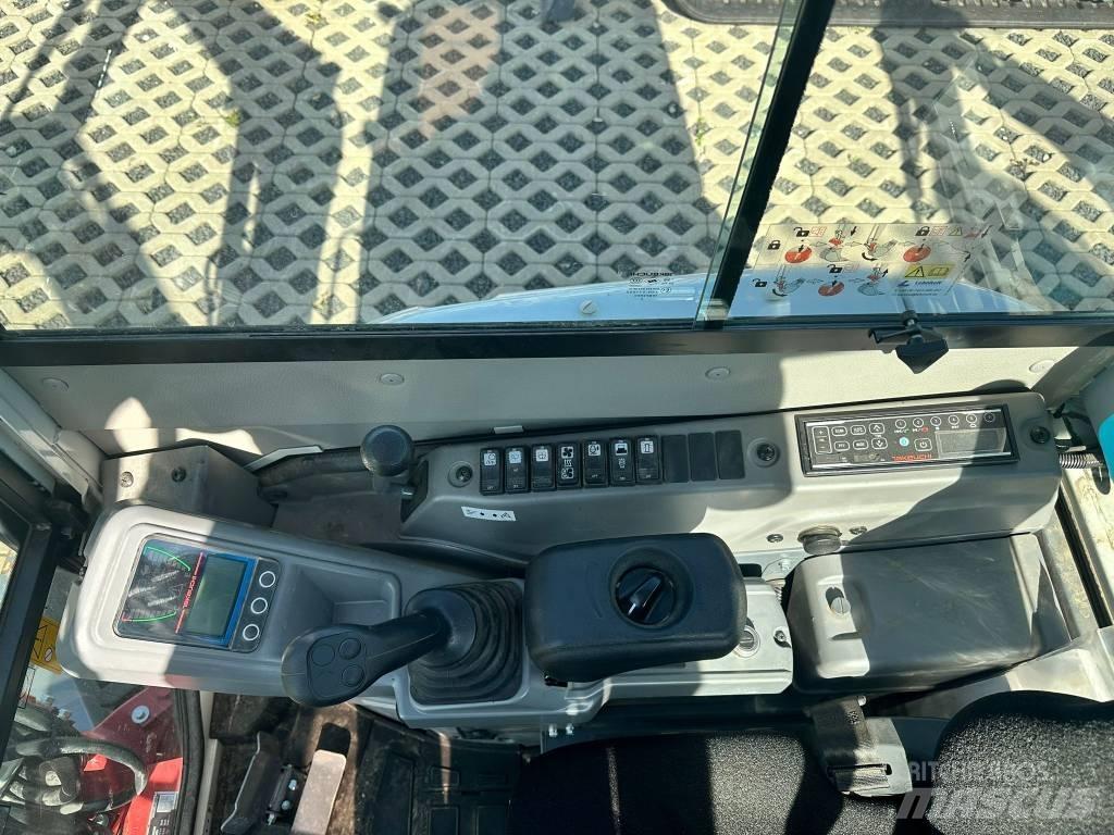 Takeuchi TB325R V1 소형 굴삭기 7톤 미만