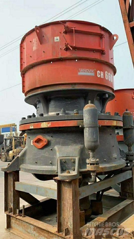 Sandvik CH660 크러셔