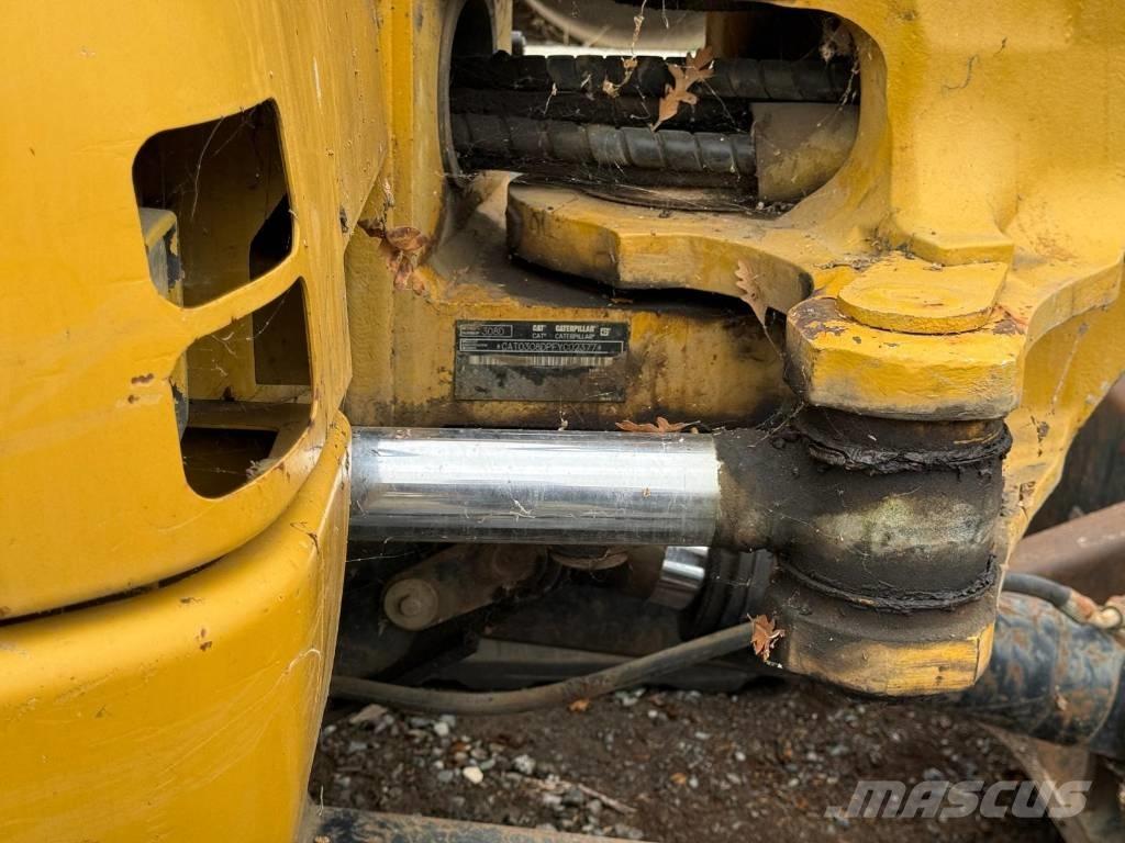 CAT CP 44 싱글 드럼 롤러