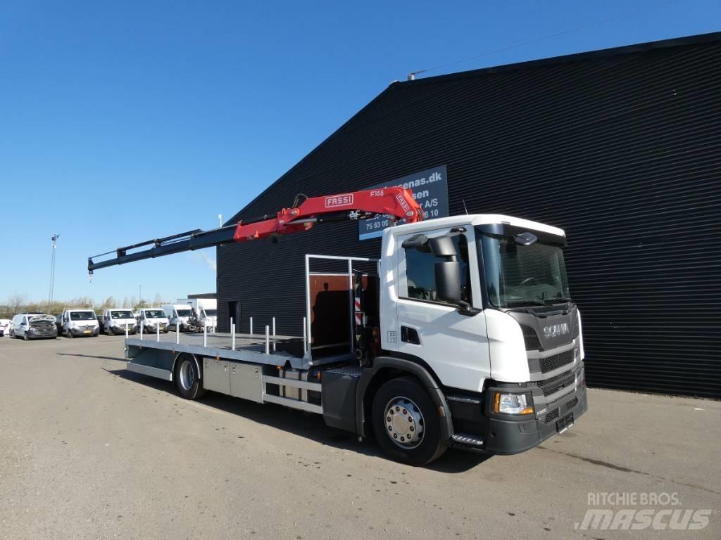 Scania P 220 크레인 트럭