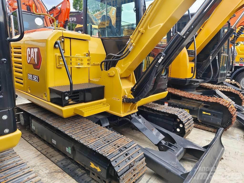 CAT 305.5 E2 소형 굴삭기 7톤 미만