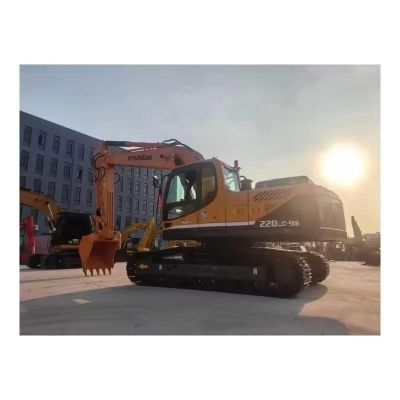 Hyundai HX 220 LC-9S 대형 굴삭기 29톤 이상