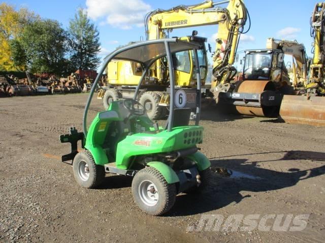 Avant 220 225 미니 로더