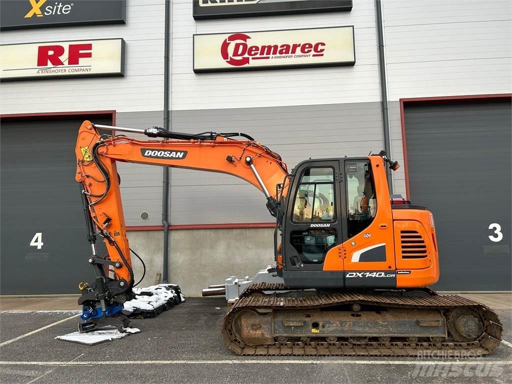 Doosan DX140LCR-5 대형 굴삭기 29톤 이상