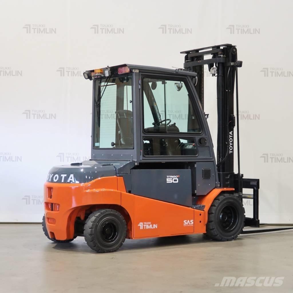 Toyota 8FBMT50 전동 지게차