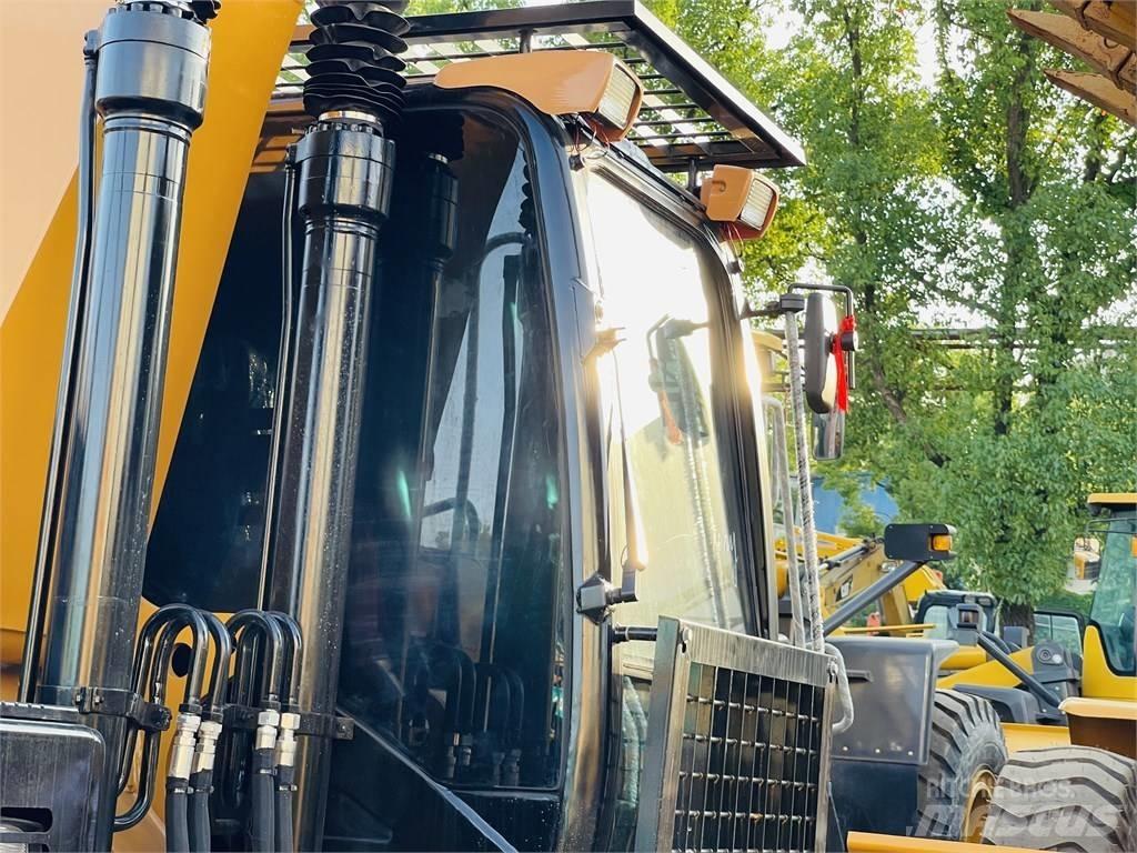 CAT 320d2l 대형 굴삭기 29톤 이상