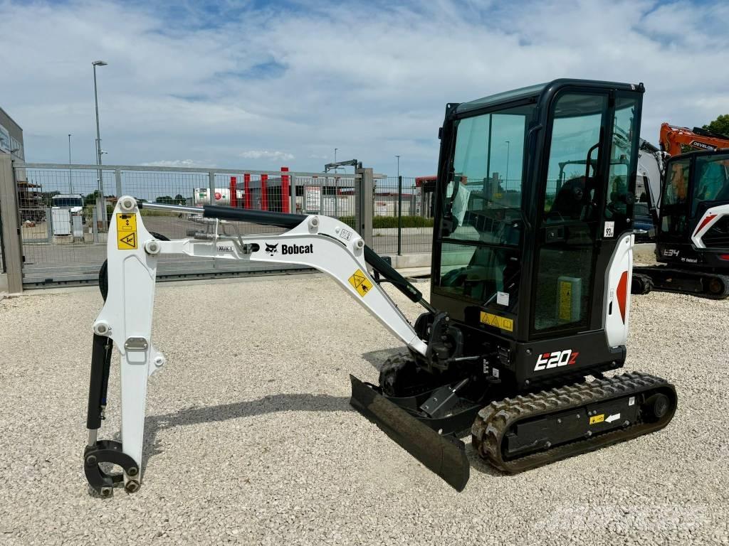 Bobcat E 20z 소형 굴삭기 7톤 미만