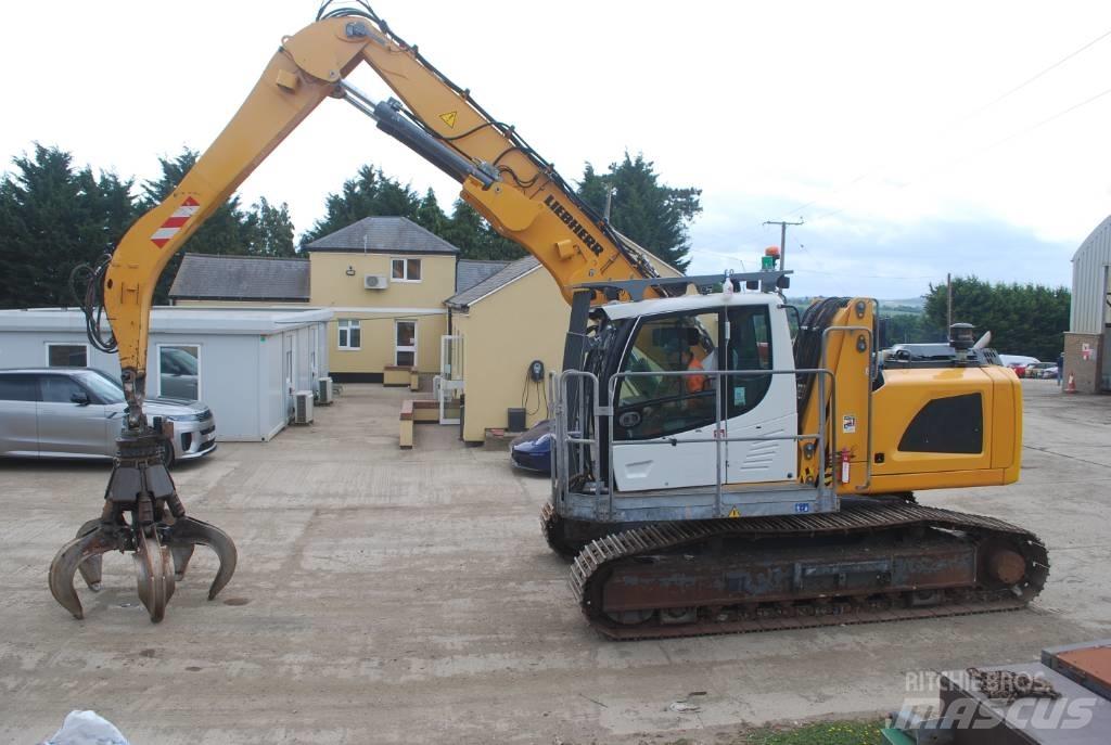 Liebherr LH22C 폐기물/산업 처리기