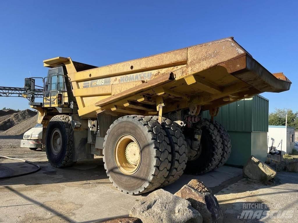 Komatsu HD465-8 건설현장 덤프트럭
