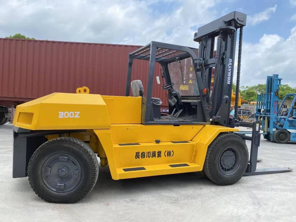 Komatsu FD 160 디젤 지게차