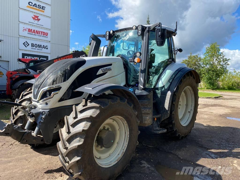 Valtra T 235 트랙터