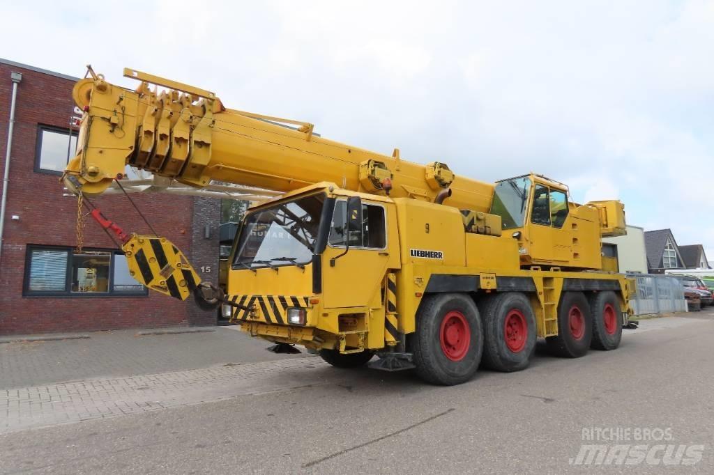 Liebherr LTM 1070-1 A/T 크레인