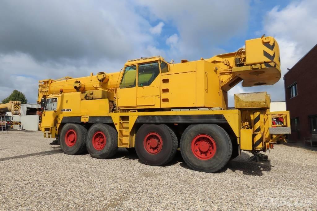 Liebherr LTM 1070-1 A/T 크레인
