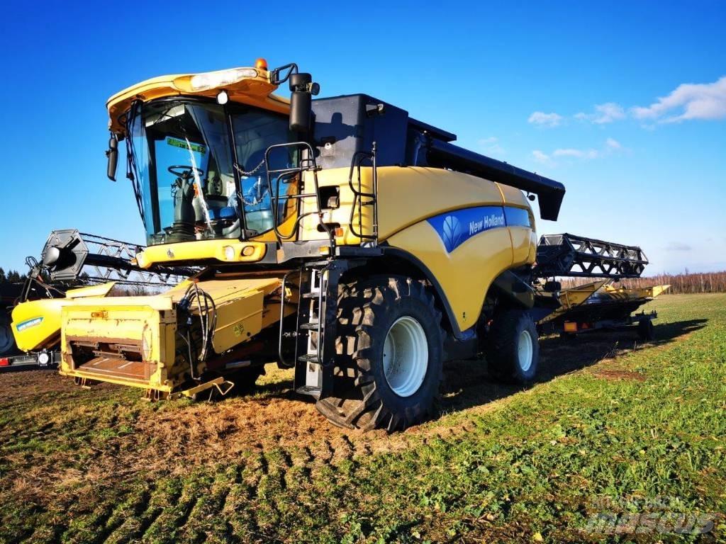 New Holland CX 8080 콤바인 수확기