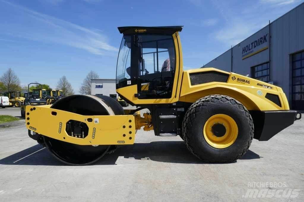 Bomag BW 213 D-5 토양 다짐기