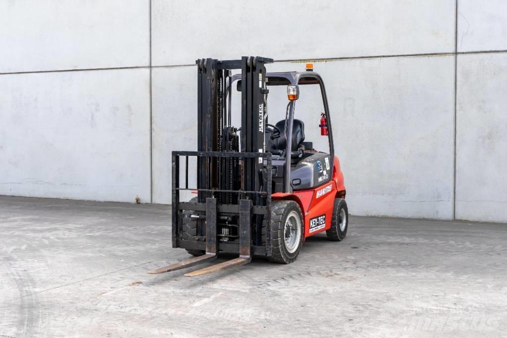Manitou MI 30 D 디젤 지게차