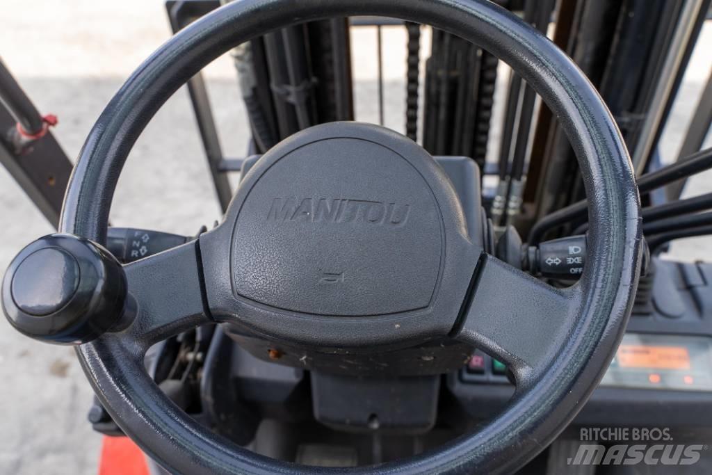 Manitou MI 30 D 디젤 지게차