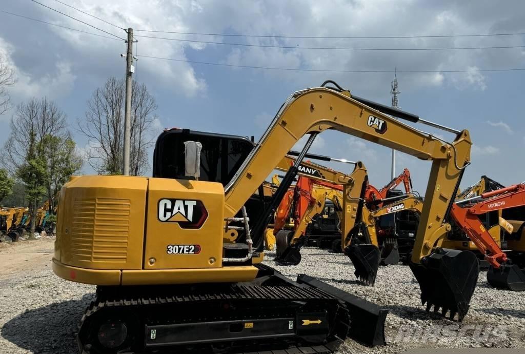 CAT 307 E2 중형굴삭기 7톤-28톤