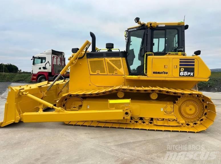 Komatsu D 65PX-18 크롤러 도저