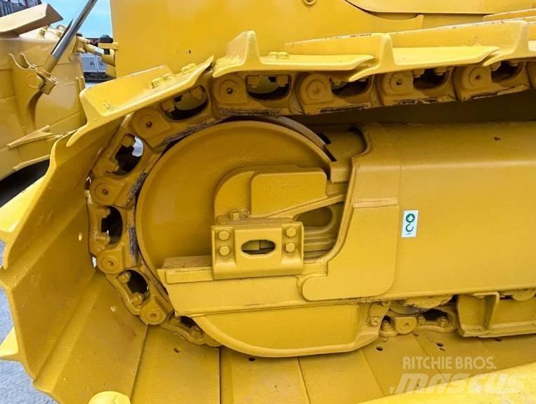 Komatsu D 65PX-18 크롤러 도저