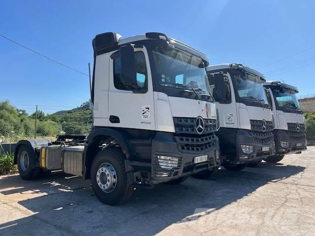 Mercedes-Benz 2045 트랙터 유닛