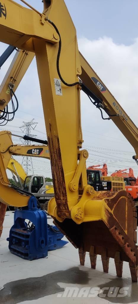 Komatsu PC 450 LC-7 대형 굴삭기 29톤 이상