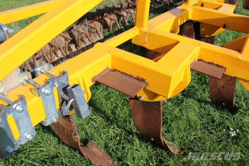 Wallner WTL 4000 끌 달린 쟁기