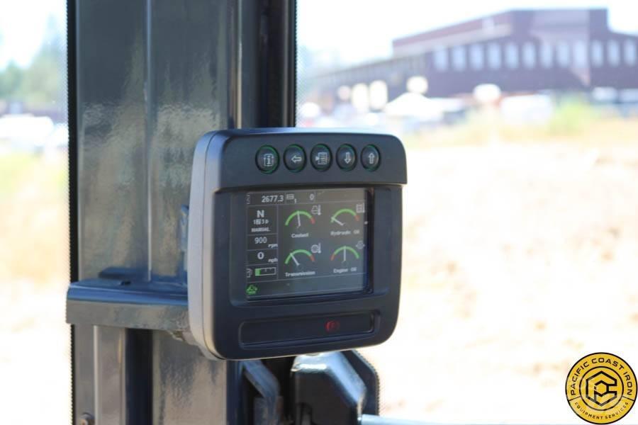 DEERE 524K  휠로우더