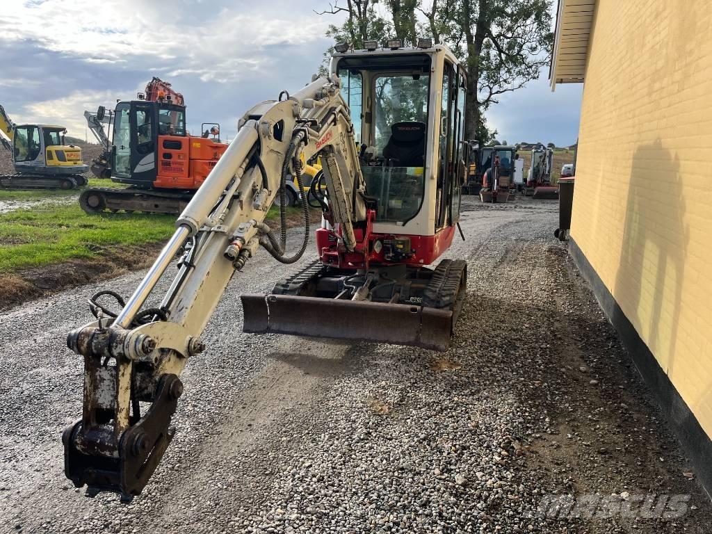 Takeuchi TB 225 소형 굴삭기 7톤 미만