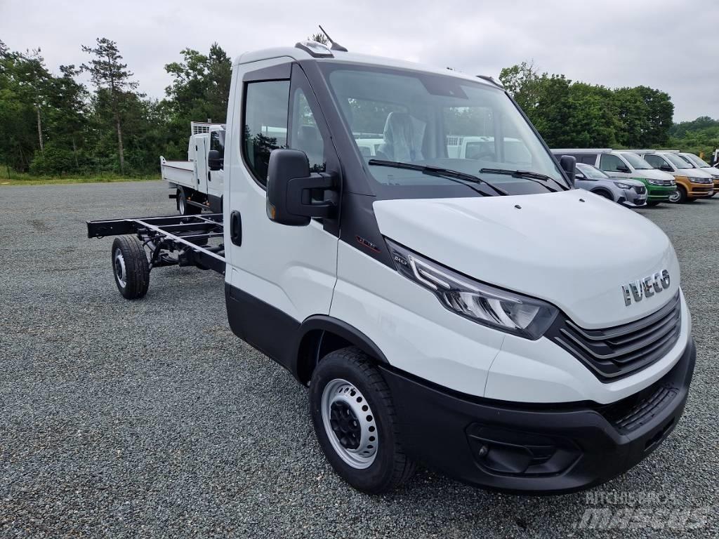 Iveco daily 35s18 패널 화물차