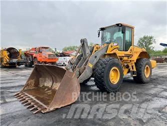 Volvo L 120 F  휠로우더