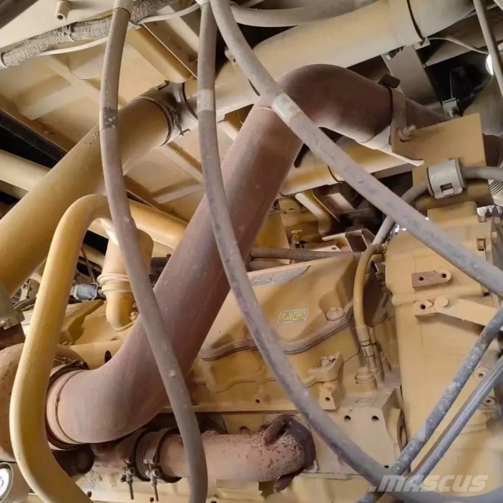 CAT 777 초대형 덤프 트럭