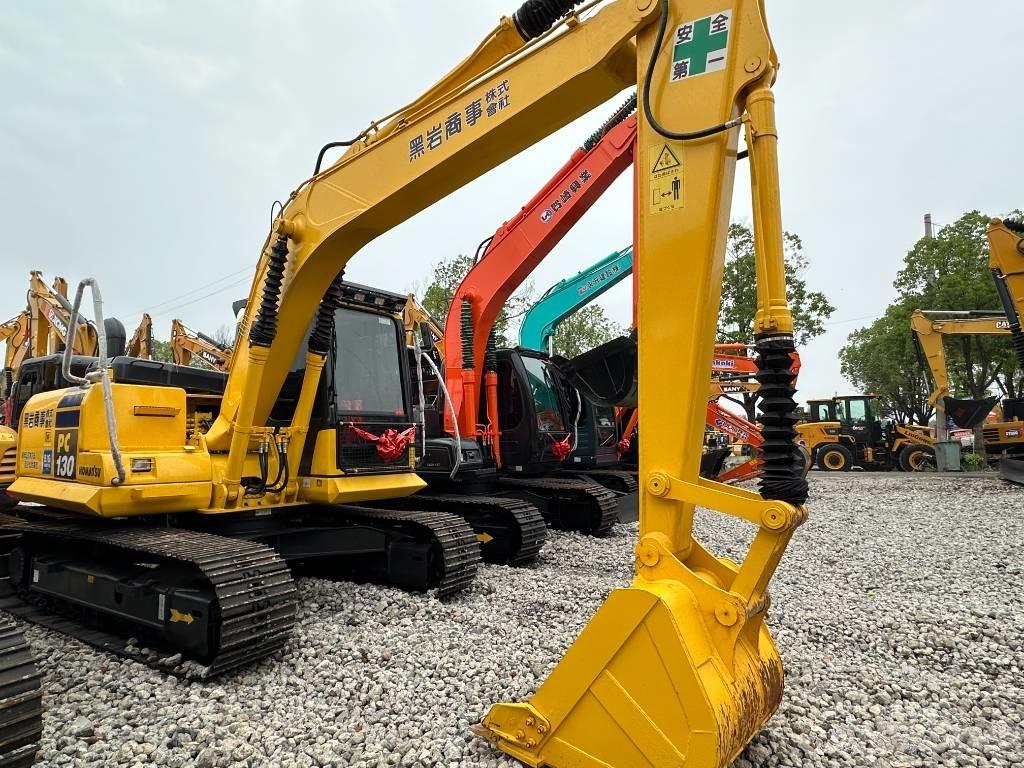 Komatsu PC 130-8 중형굴삭기 7톤-28톤